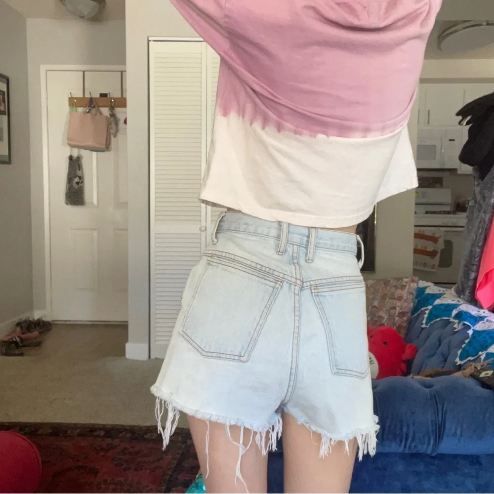 SOLD Vintage BONGO Distressed Light Wash Denim High-Waist Shorts - Picture 4 of 13